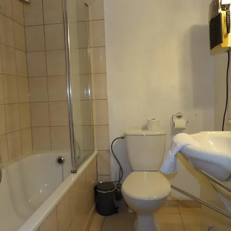 Hotel Au Coeur Bion 2*